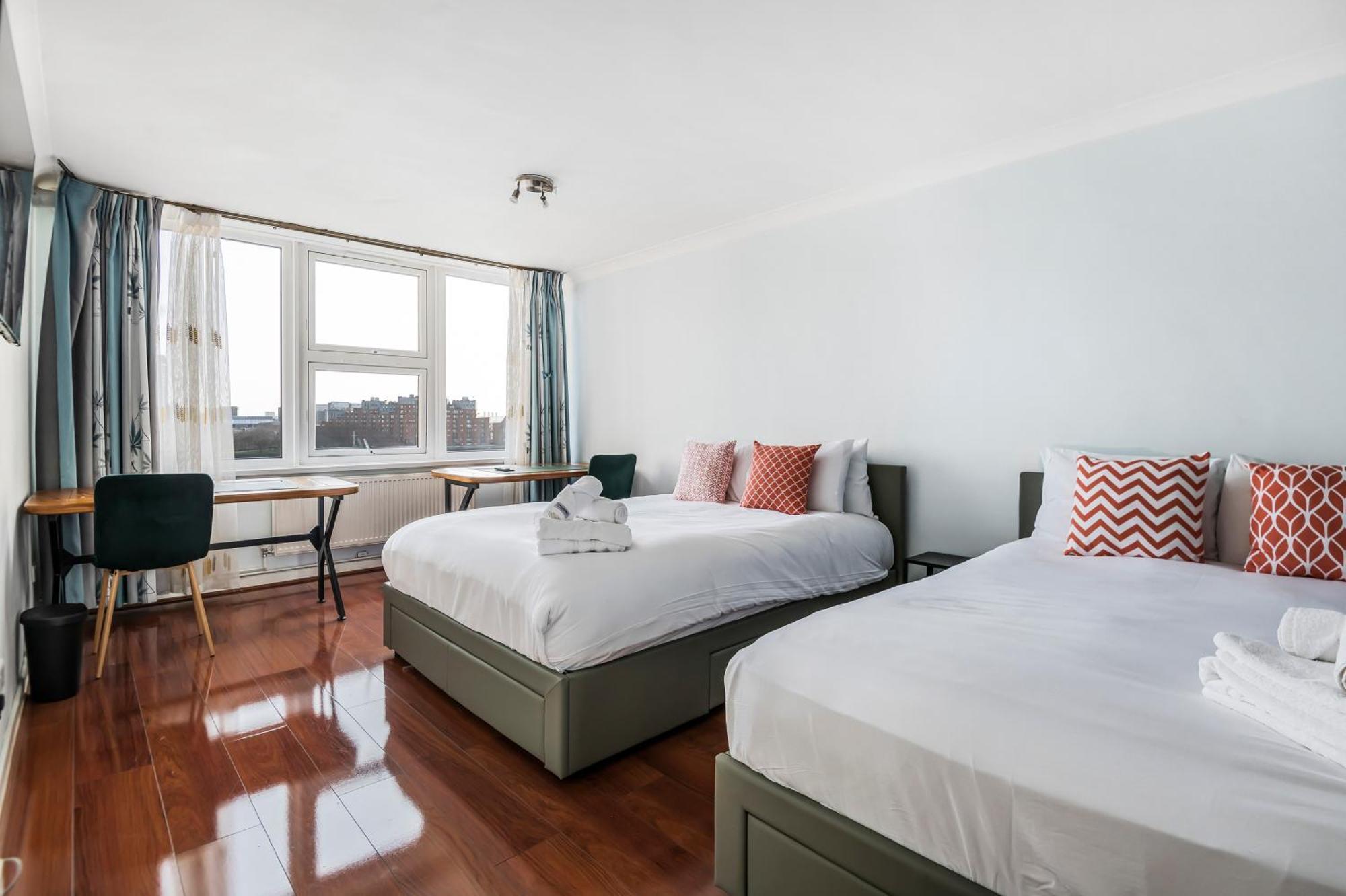 Riverside 3Br With Easy Transport 20Mins To City Centre 런던 외부 사진