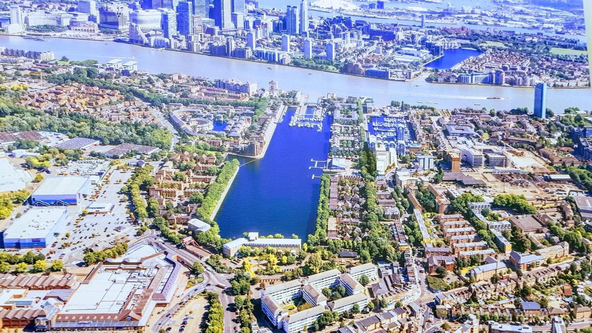Riverside 3Br With Easy Transport 20Mins To City Centre 런던 외부 사진